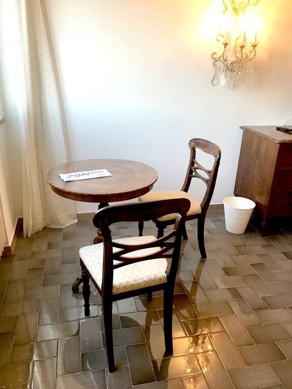 Myroom A Un Passo Dal Centro أريتسو المظهر الخارجي الصورة
